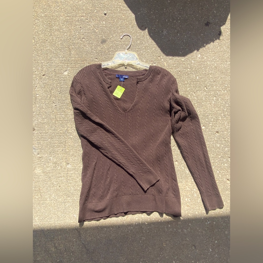 Brown V-Neck Cable Knit Sweater